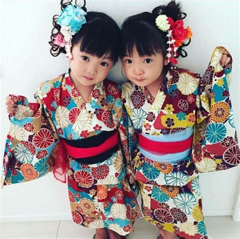 cute japanese twins japanese babies cute japanese japanese kimono japanese girl japanese