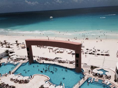 beach palace  inclusive cancun reviews  maps  webcam