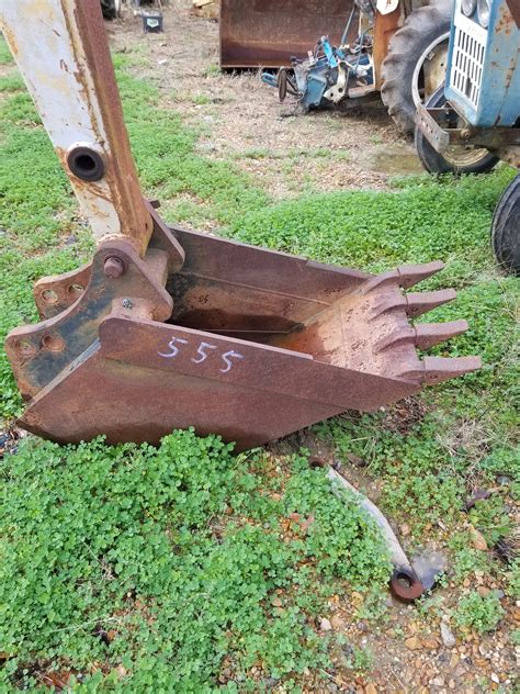 ford    pin  backhoe ditching bucket multiple sizes