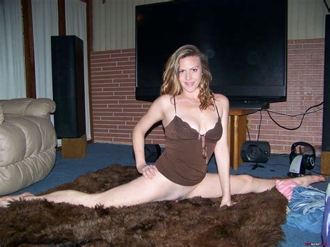 nude mature wife tit flashing hot girl hd wallpaper