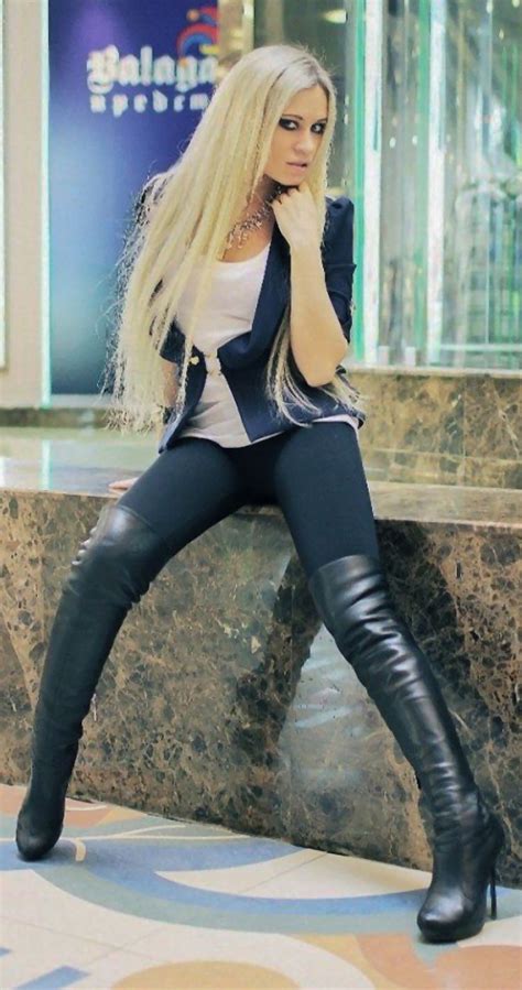 pin by wilsonpedro on women in boots 3 sexy outfits high heel boots