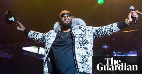 spotify removes all r kelly songs from its playlists amid sexual