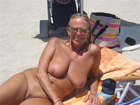 tanned gilf wife dayana busty and curvey women motherless