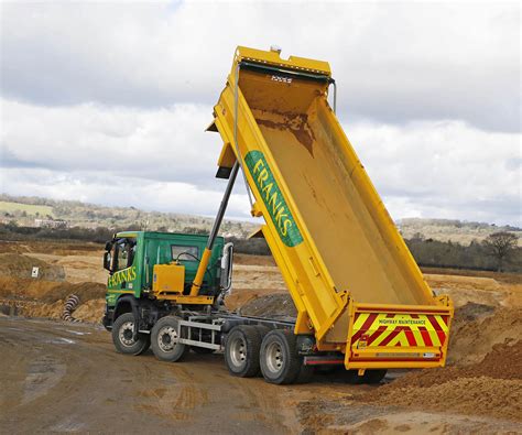 thompsons  lite steel bodied tippers set  deliver  extra