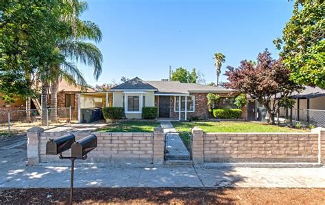 pinedale ave pinedale ca  bed  bath single family home