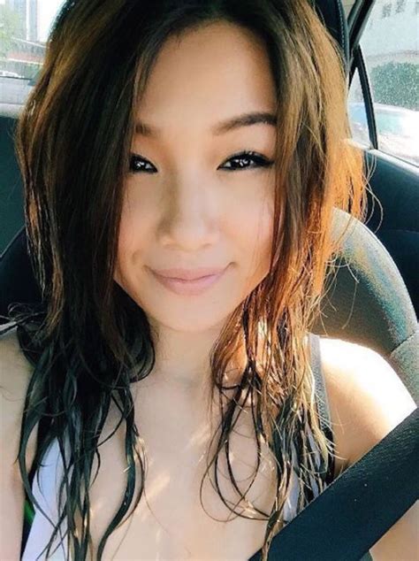 Enticing Asian Girls That Will Make You Smile From Ear To