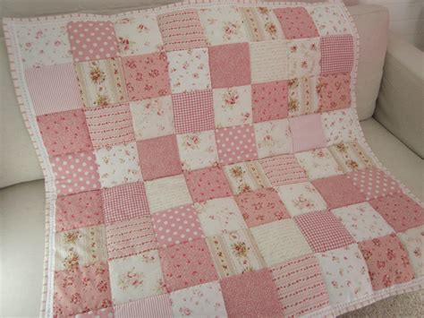 handmade shabby chic patchwork quilt   quilts patchwork quilts