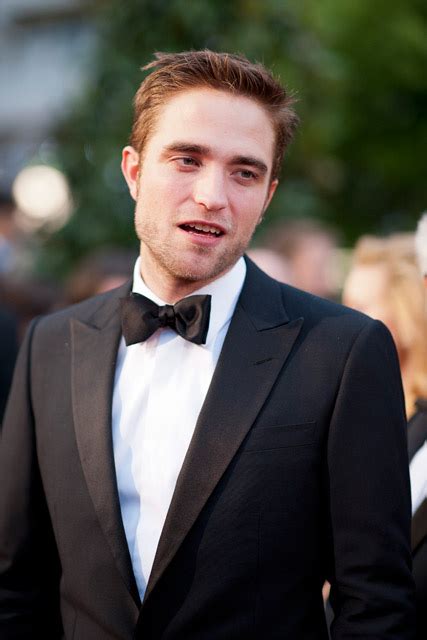 robert pattinson on sex scenes waxworks and why breaking dawn 2 is