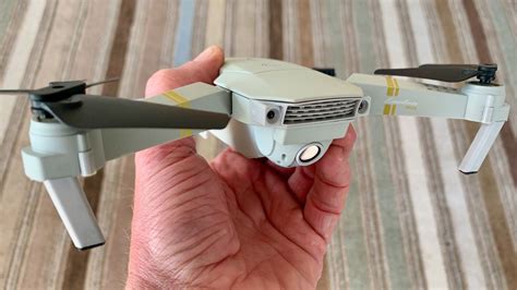 eachine  pro drone review decent     easiest  fly