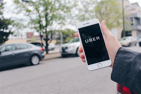 new york uber driver kicks lesbian couple out of car for kissing metro weekly