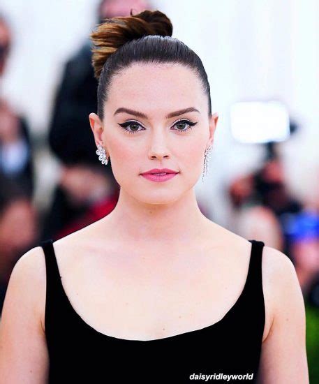 Daisy Ridley Nude Leaked Porn And Sexy Pics And Naked Scenes