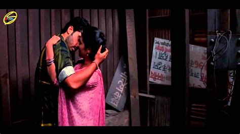 romantic kiss scene ishaqzaade hd 1080p first kiss youtube