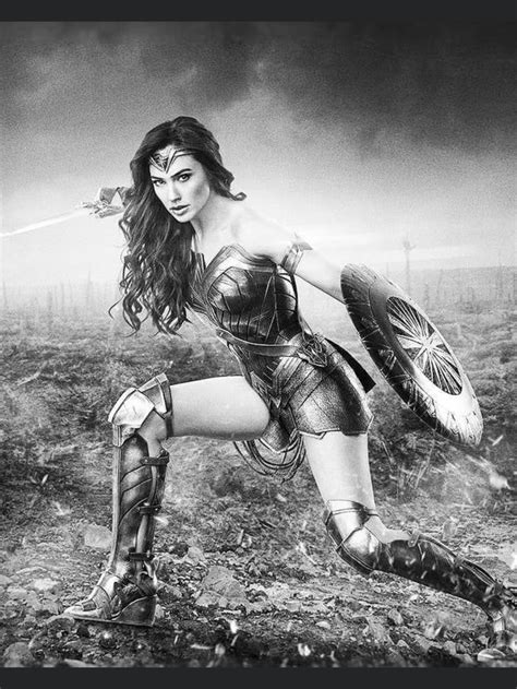 Pin By Cindy Burton On Wonderwoman Wonder Woman Gal Gadot Amazing Women