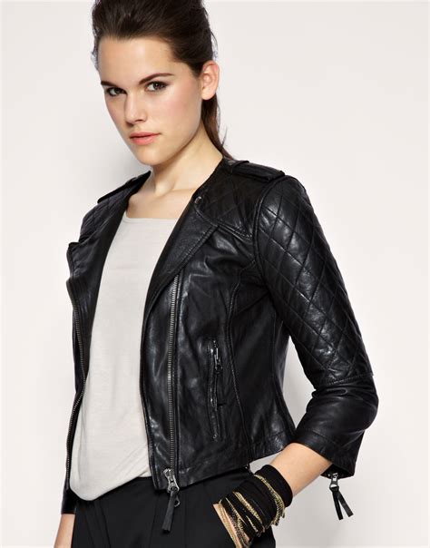 choosing   leather jackets  women