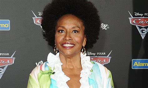 black ish s jenifer lewis opens up about sex addiction daily mail online