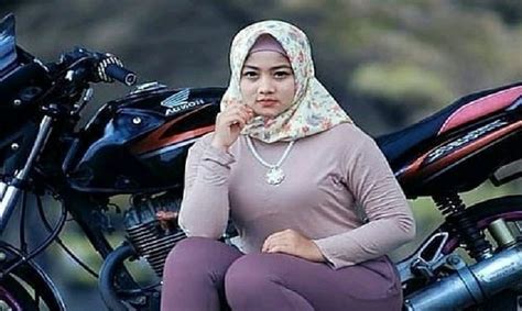 Hijab Pashmina Untuk Kondangan