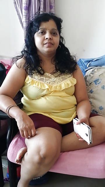 sexy big boob indian bhabhi indian girls club