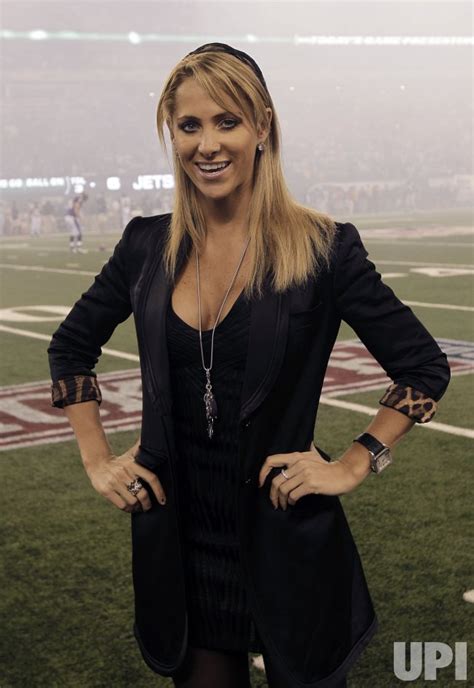 Photo Mexican Tv Reporter Ines Sainz At New Meadowlands Stadium In New