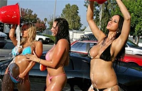 sport car washing busty bikini girls nude pics