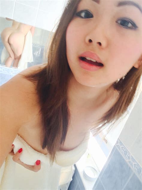 harriet sugar cookie naked shower selfies teens in asia