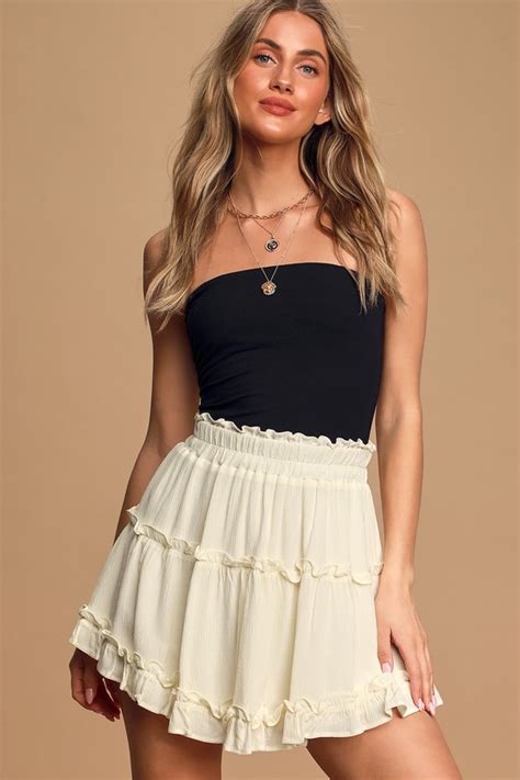 cute cream mini skirt tiered mini skirt ruffled skirt lulus