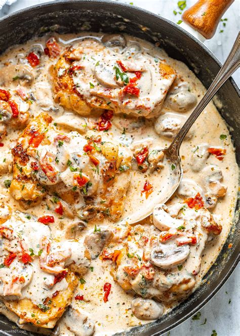 garlic chicken thighs  creamy mushroom sauce   easy chicken