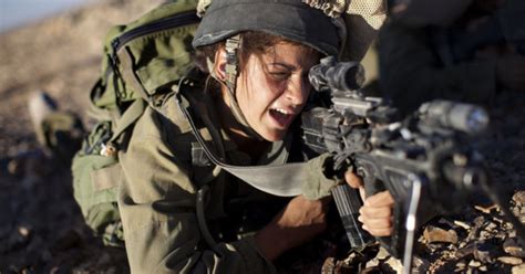 Female Soldiers Of Israel Defense Forces S Karakal Combat