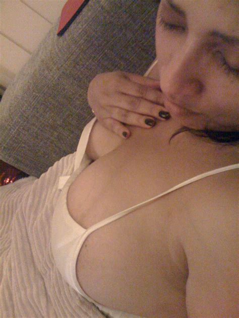 Sexy Amateur Indian Chick Looking Real Sexy Xxx Dessert