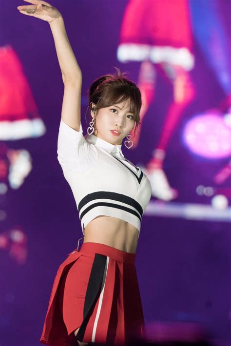 Haters Said Momo S Abs Are Gone Here S How She Responded