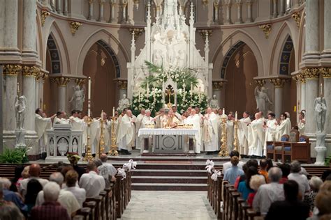 southern orders  catholic mass    sacrifice   meal