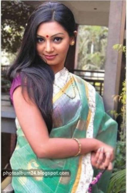 bangladeshi tv actress and model sadia jahan prova