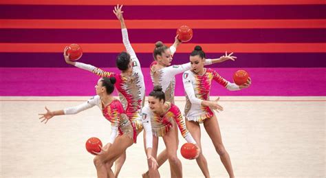 Mondiali Di Ginnastica Ritmica Farfalle Doro E Dargento In Giappone