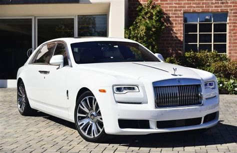 rolls royce ghost insurance rates finder