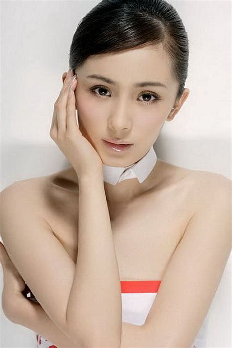 Yang Mi 杨幂 The Sweetest Chinese Actress Celebrity Style