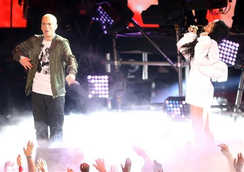 [watch] rihanna and eminem wow with ‘monster performance at mtv movie awards hollywood life