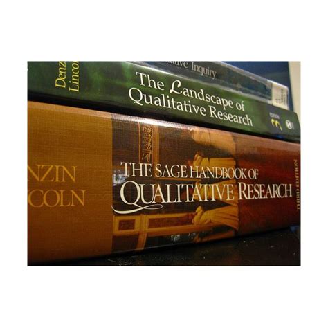 review  guidelines  critiquing qualitative analysis