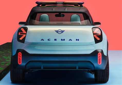 early    mini familys   electric crossover mini concept aceman ev stories