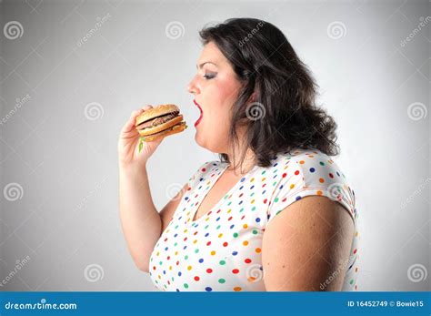 ongezonde kost stock afbeelding image  hamburger meisje