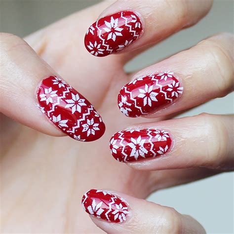 nail art ugly christmas sweater nails swatch  learn