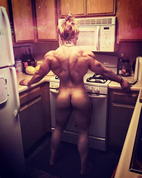 muscular in the kitchen myconfinedspace nsfw