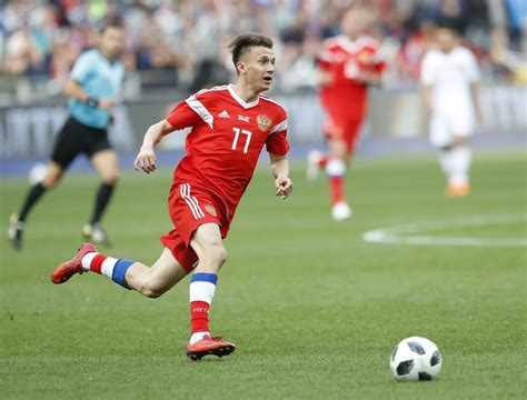 russia beats saudi arabia 5 0 to open 2018 world cup
