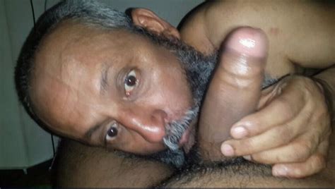 desi gay uncle sucking me off indian gay site