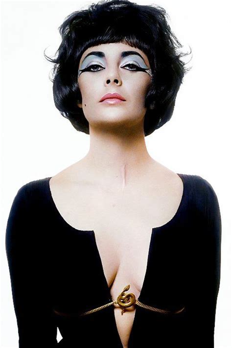 Elizabeth Taylor As Cleopatra Photographed By Bert Stern