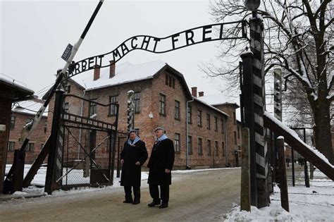 belgische holocaust ontkenner moet van rechter auschwitz bezoeken trouw