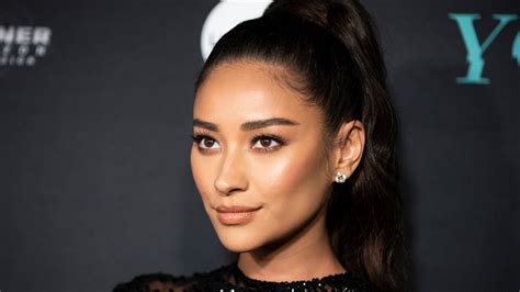 Pll S Shay Mitchell Swears By This Lip Balm Teen Vogue
