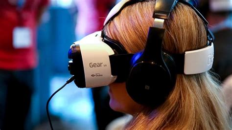 Samsung Gear Vr With Oculus Hands On Youtube