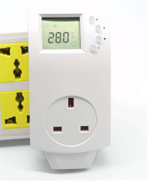 buy digital plug  thermostat switch  uk socket type  reliable plug