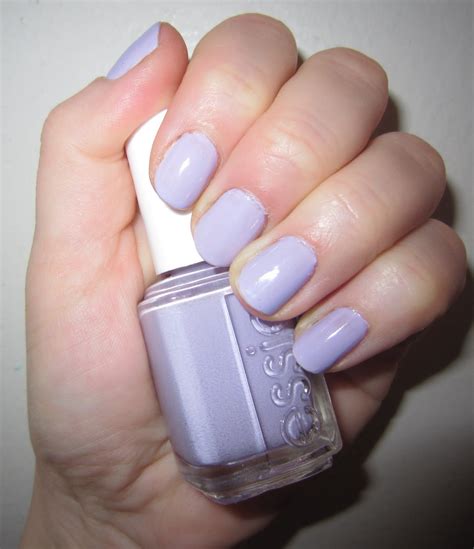 The Beauty Of Life Mani Of The Week Essie Nail Polish In