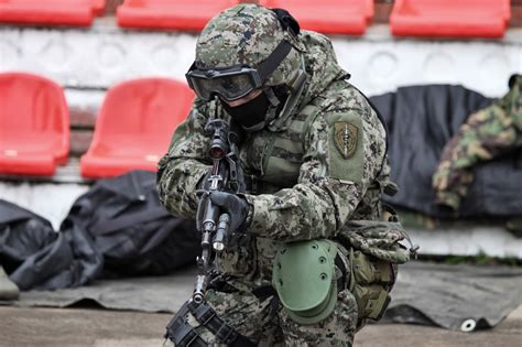 russias elite military units including  spetsnaz  suffered
