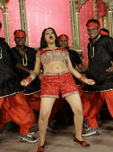 actress swetha basu prasad spicy images ~ indian film